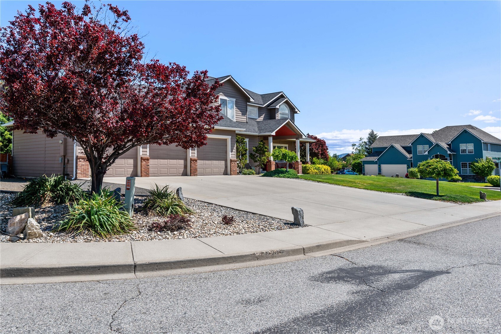 2149 Inglewood Drive