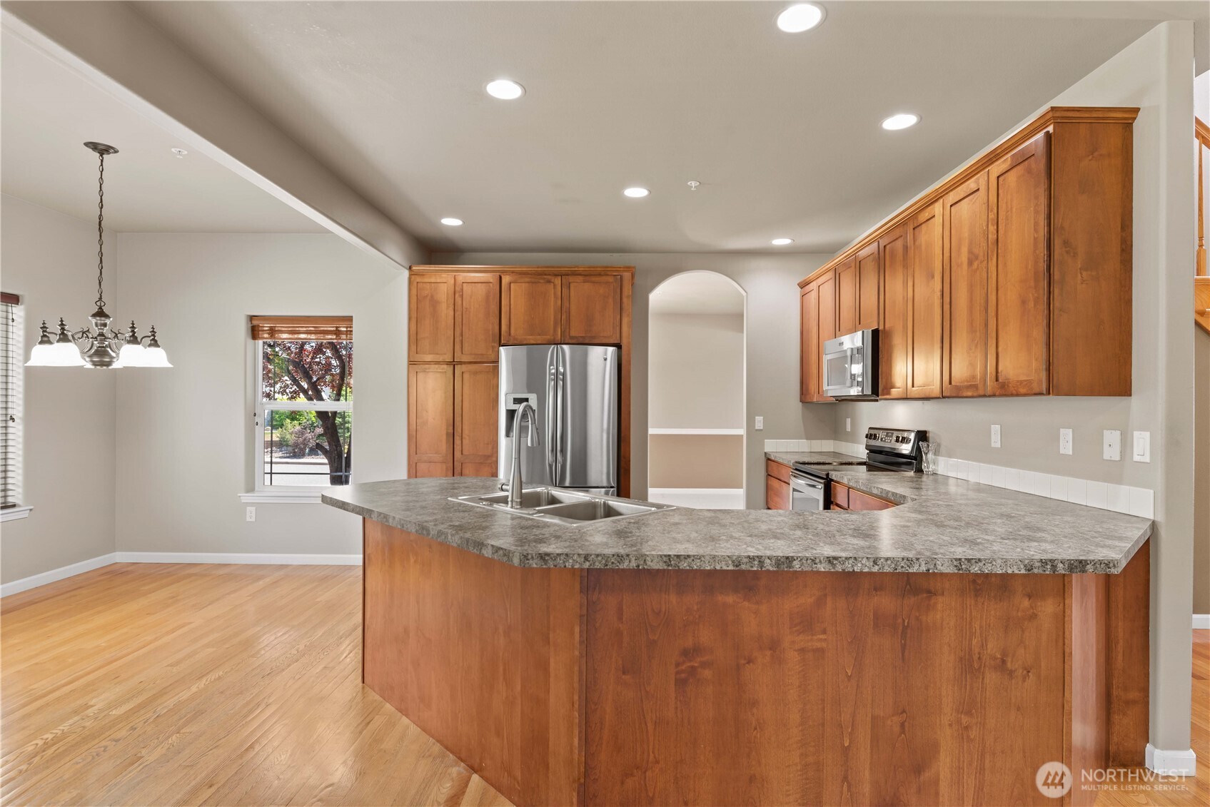 2149 Inglewood Drive