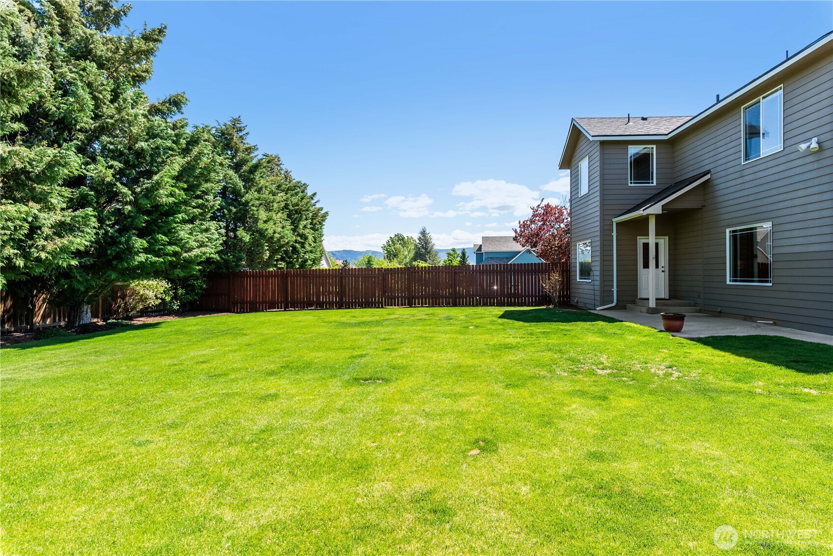 2149 Inglewood Drive