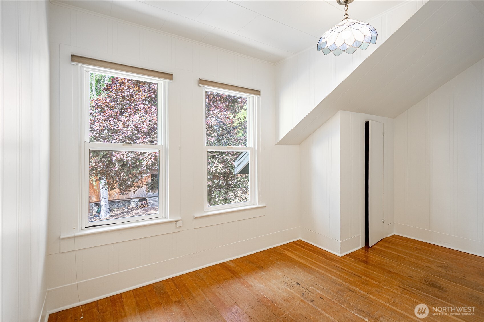 595 Division Street