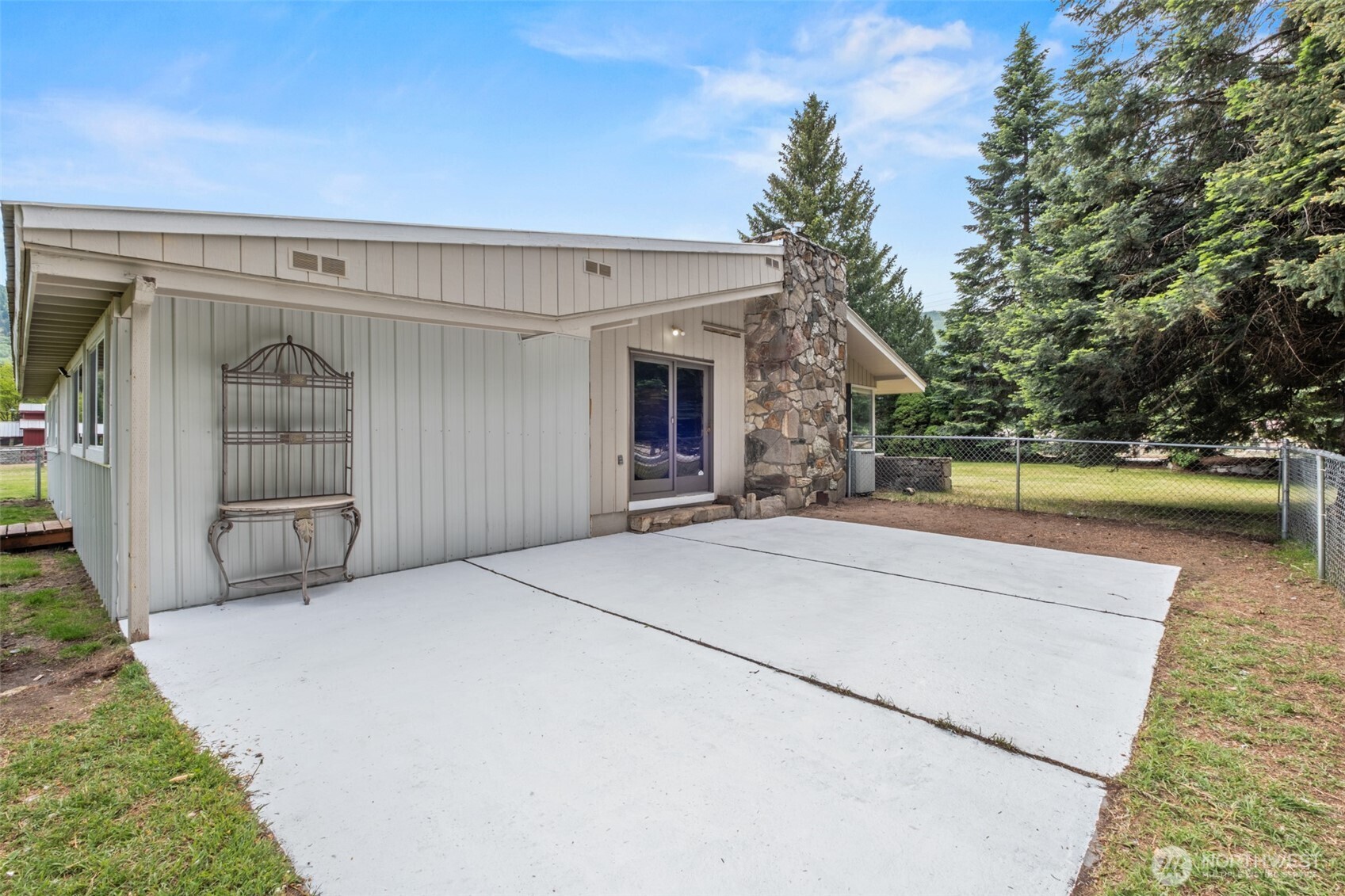 7938 East Leavenworth Road