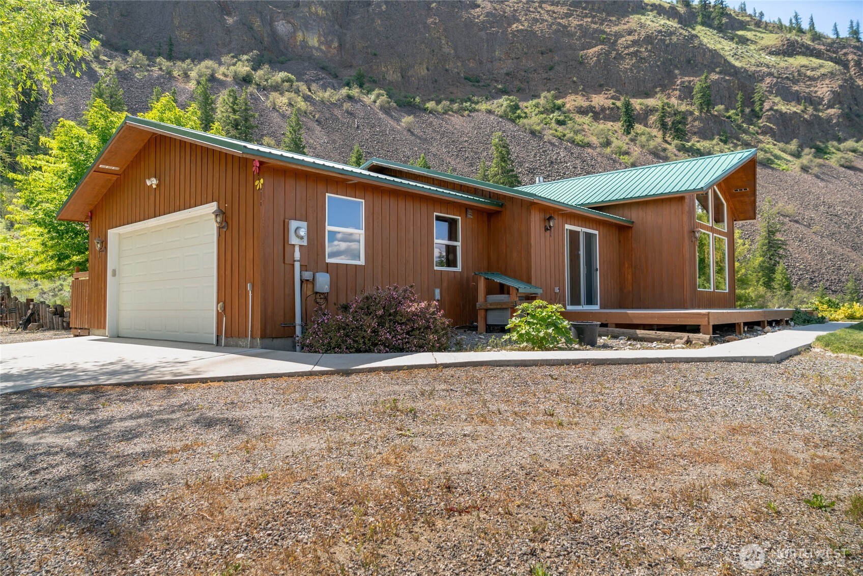 4095 Cathedral Rock Rd