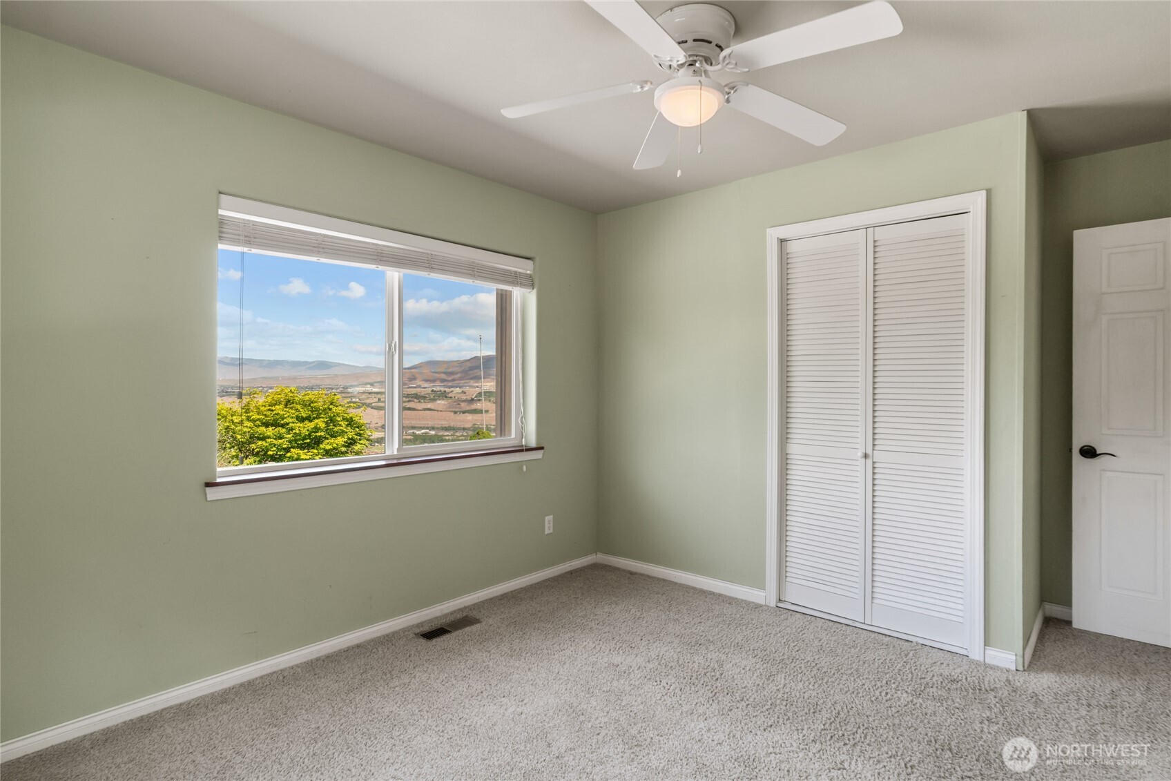 4095 Cathedral Rock Rd