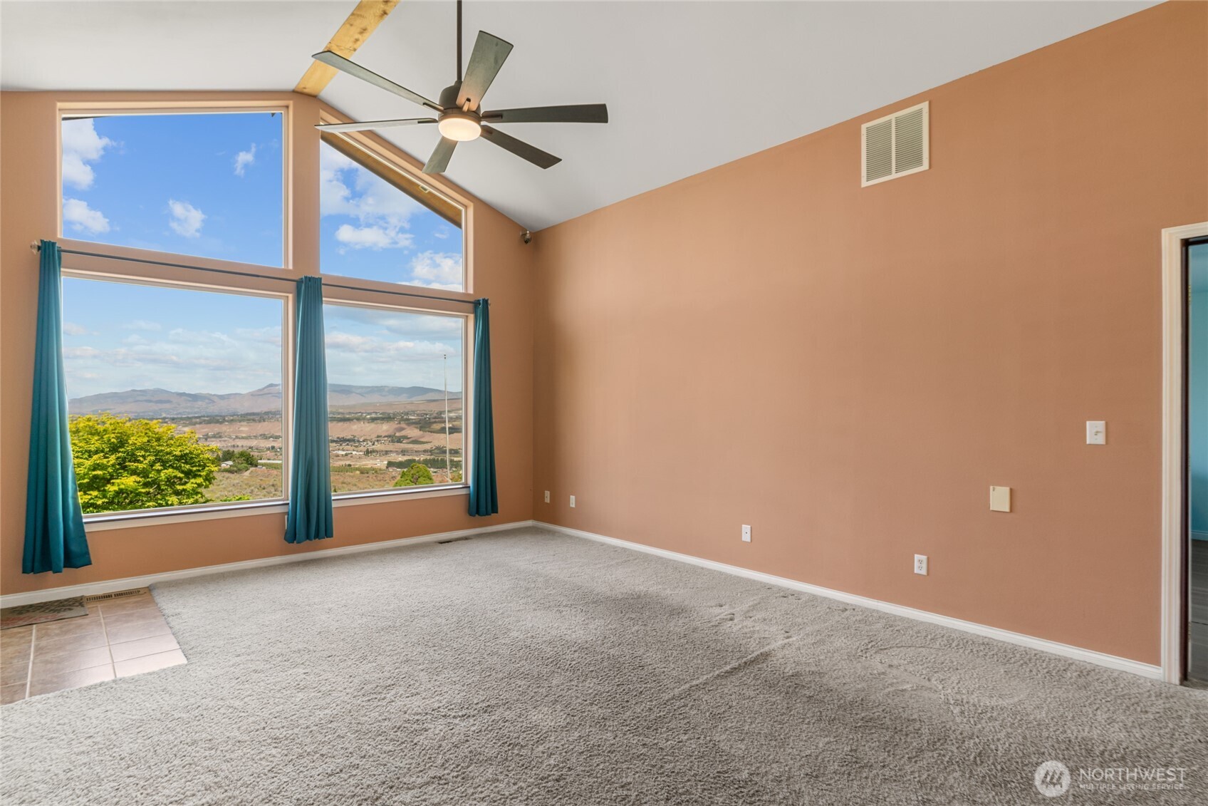 4095 Cathedral Rock Rd