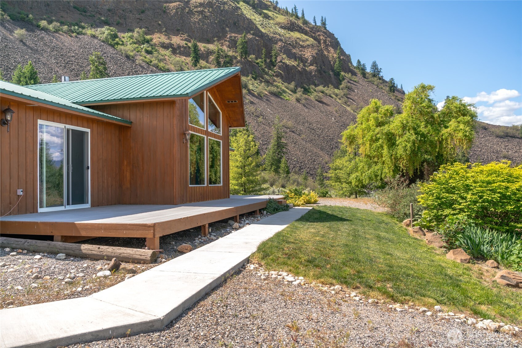 4095 Cathedral Rock Rd