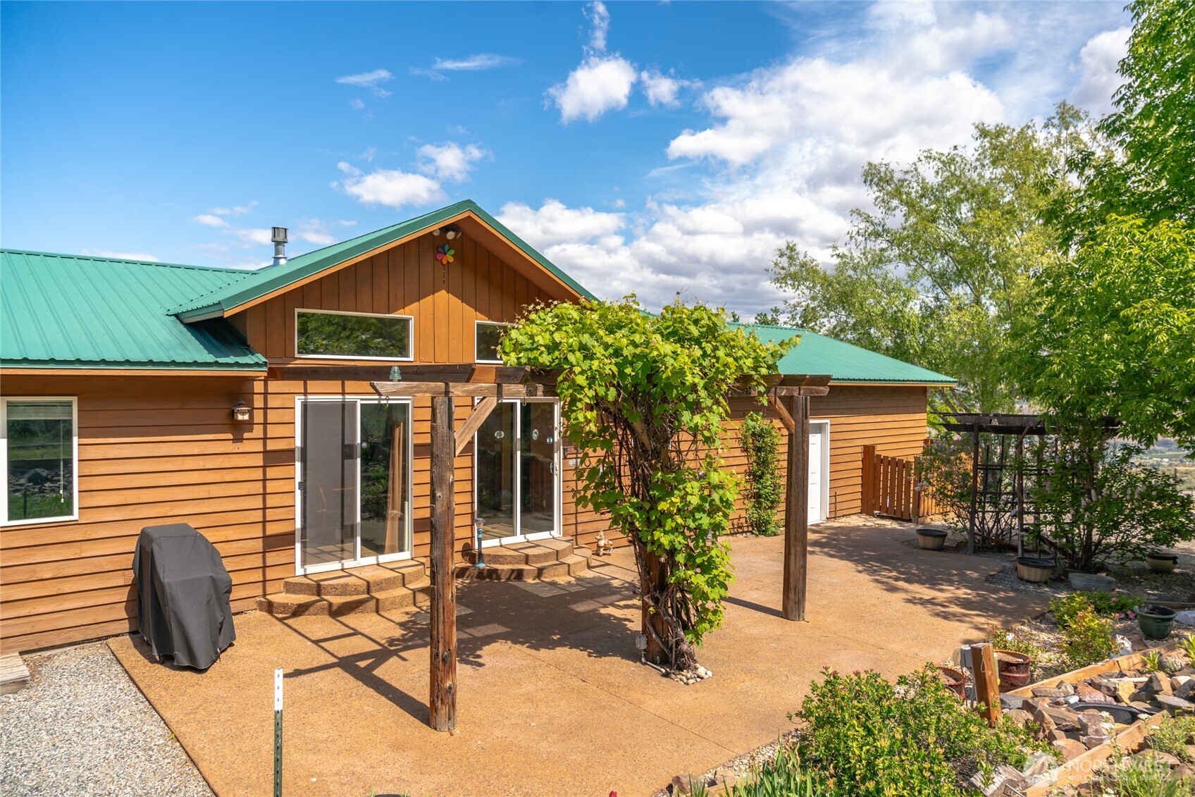 4095 Cathedral Rock Rd