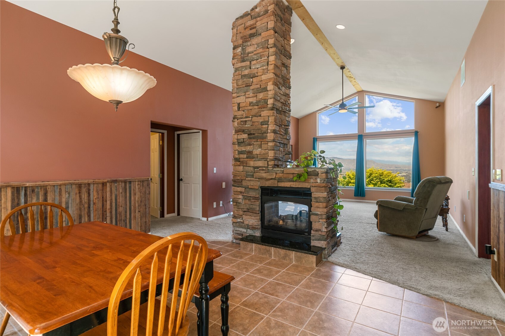 4095 Cathedral Rock Rd