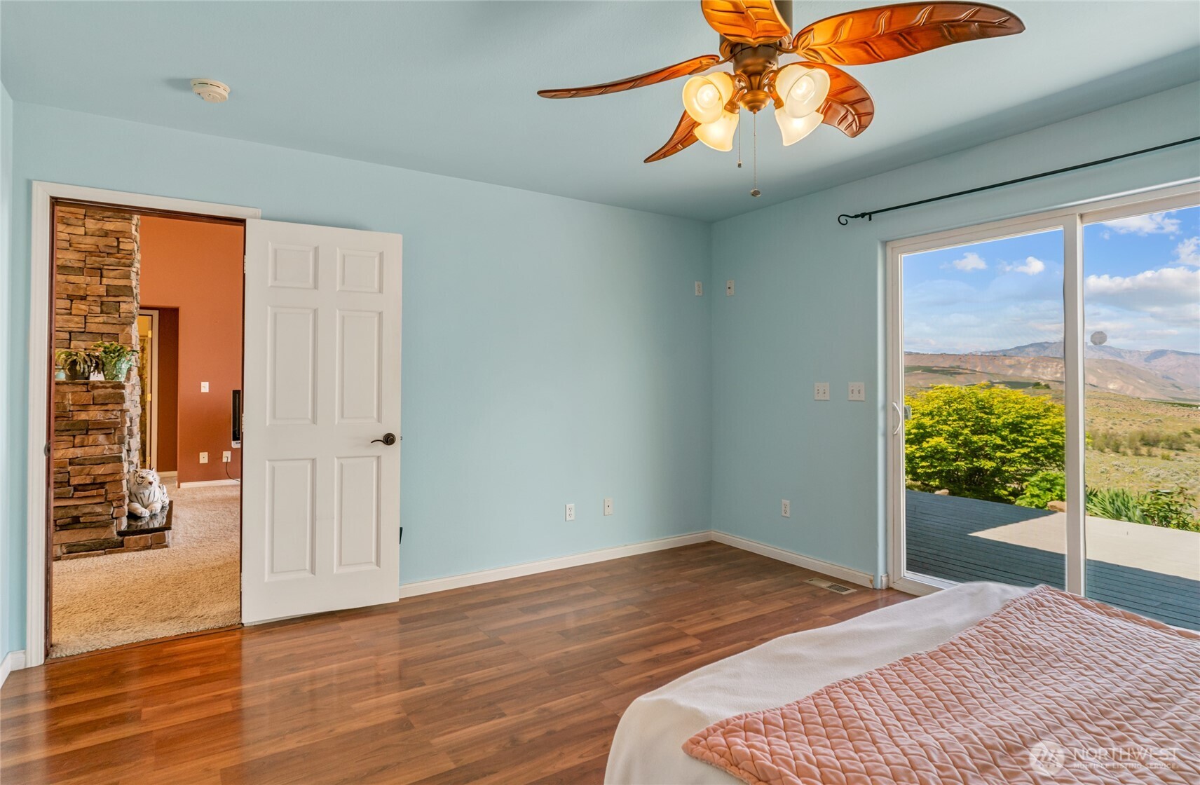 4095 Cathedral Rock Rd