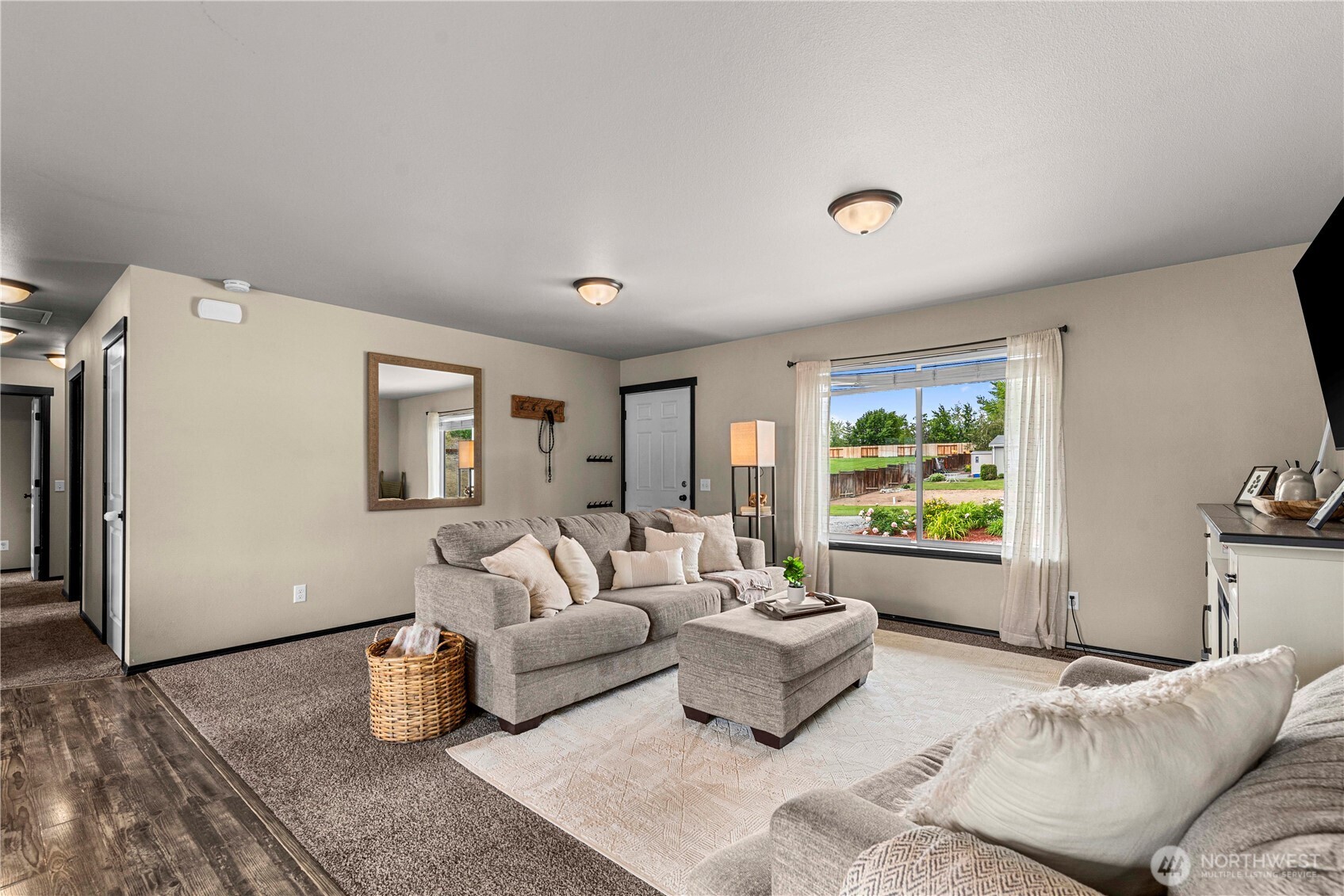 3260 First Street SE