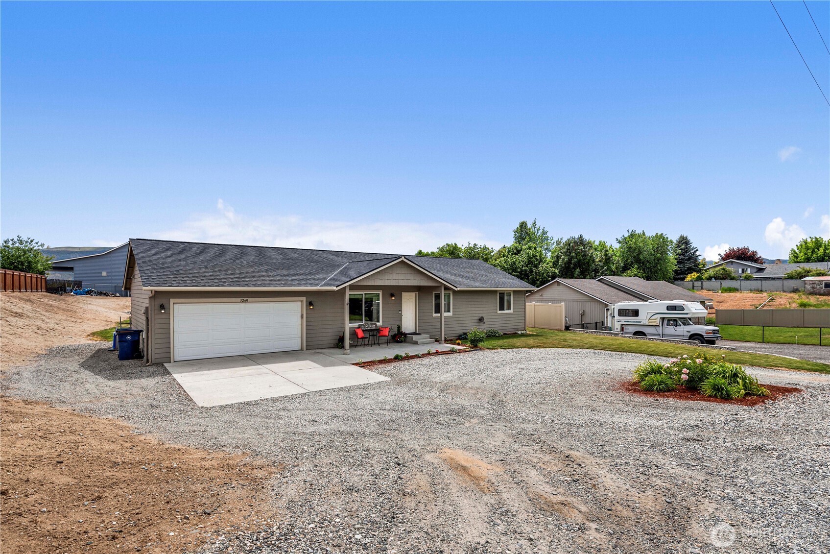 3260 First Street SE