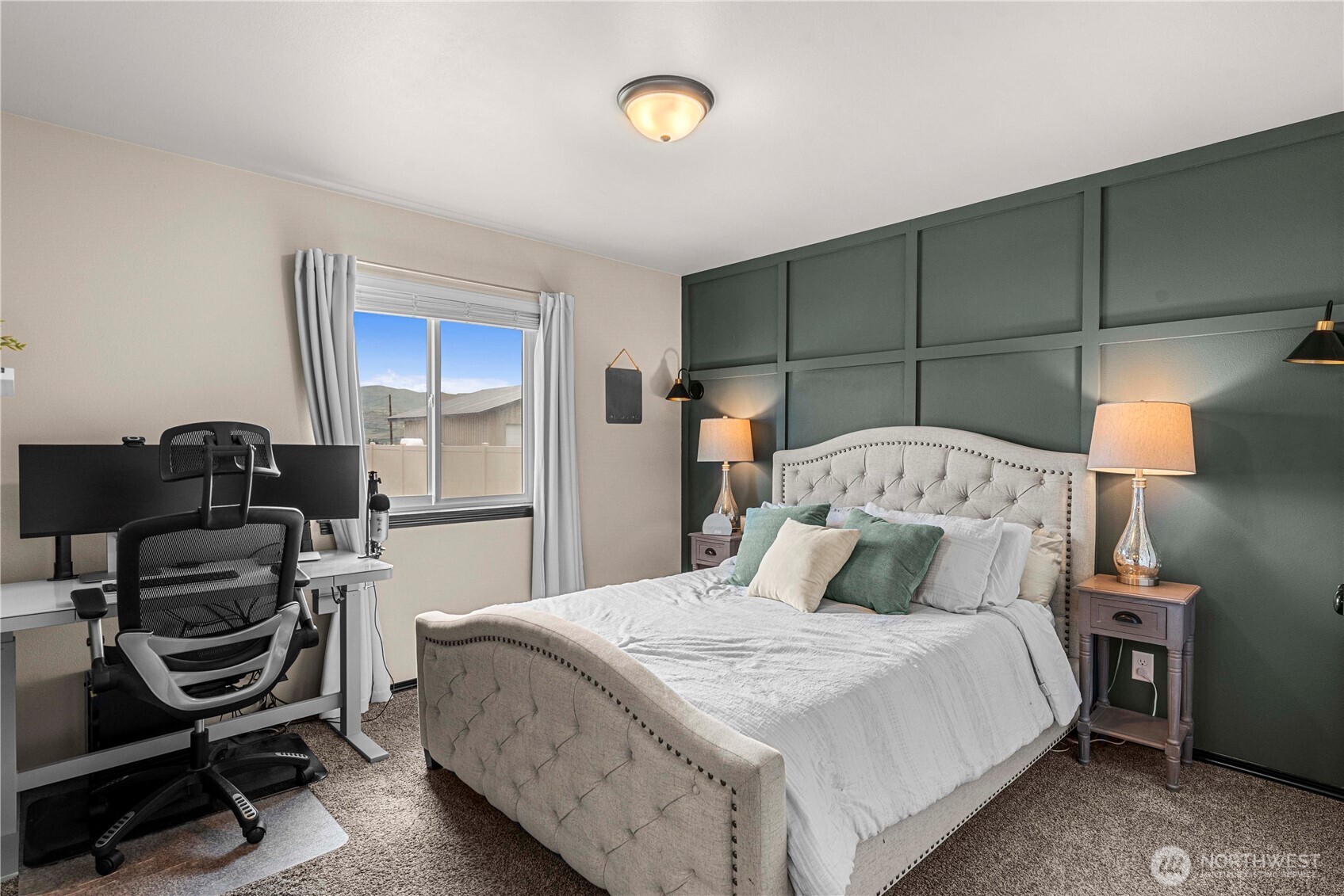 3260 First Street SE