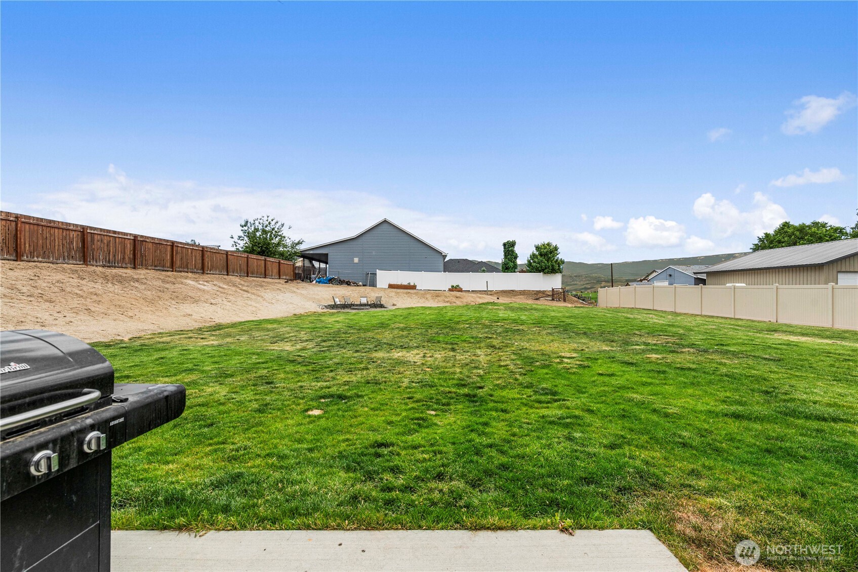 3260 First Street SE