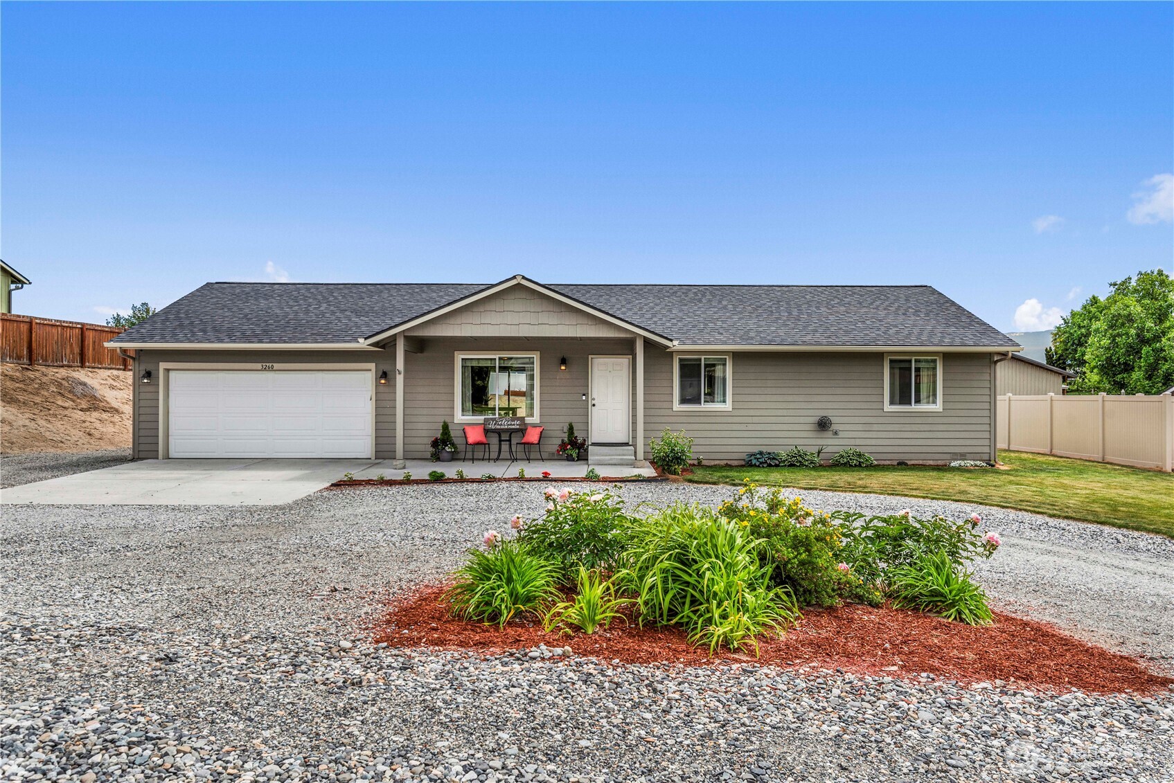 3260 First Street SE