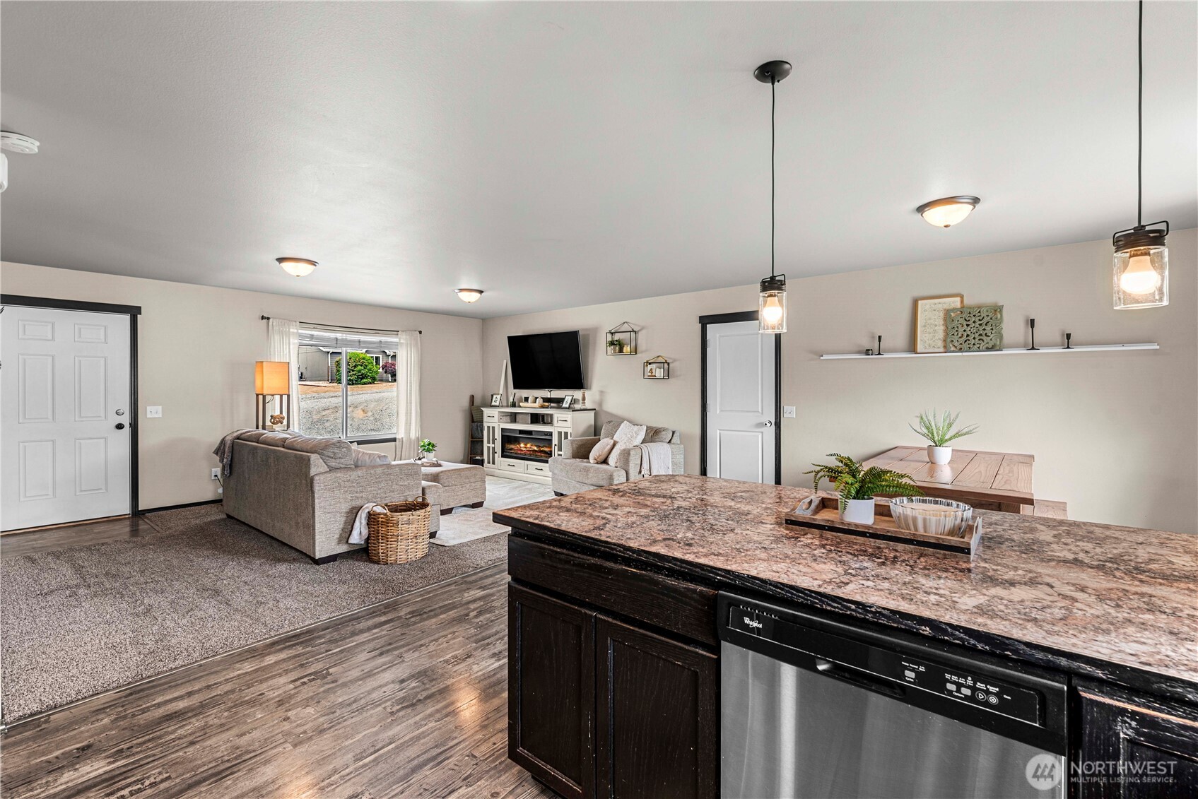 3260 First Street SE