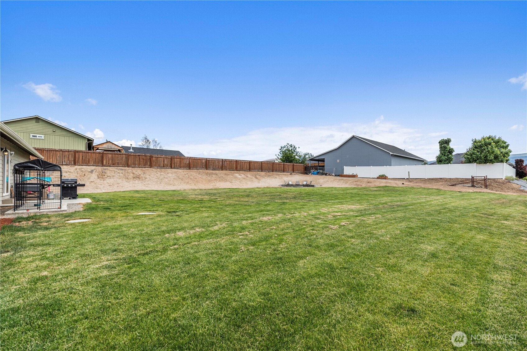 3260 First Street SE