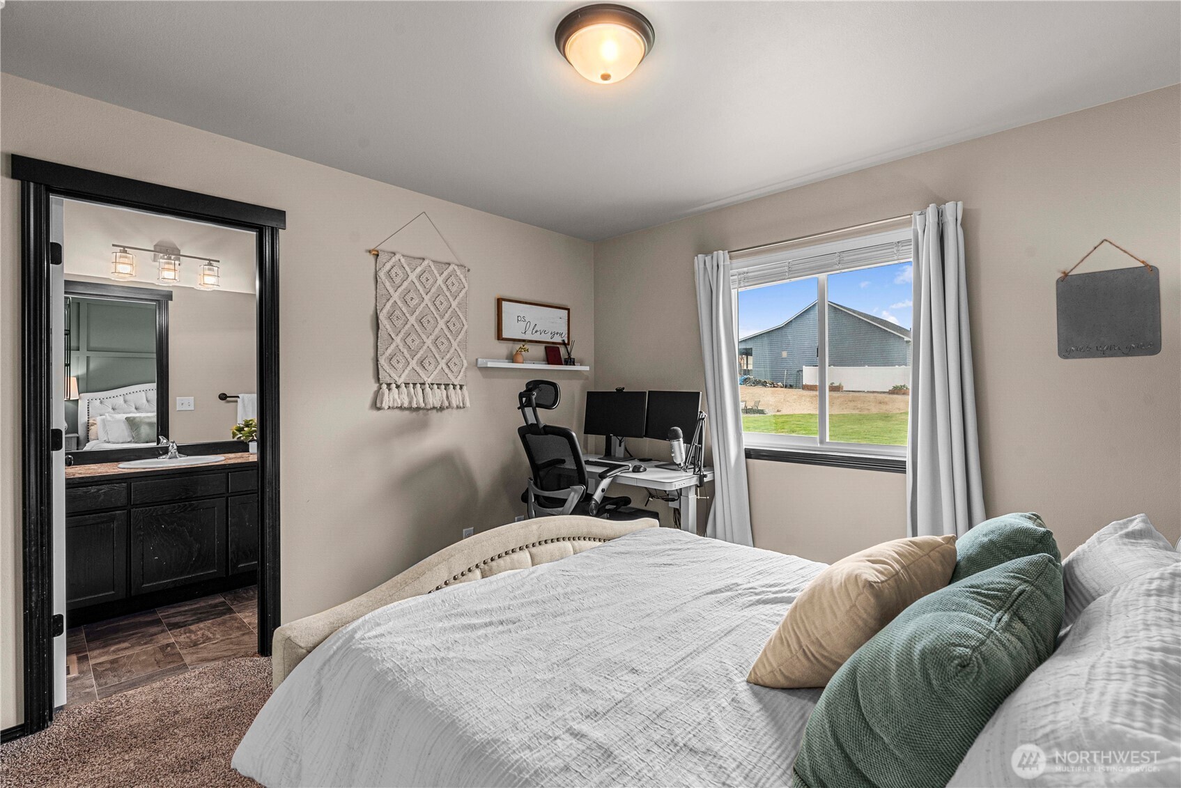 3260 First Street SE