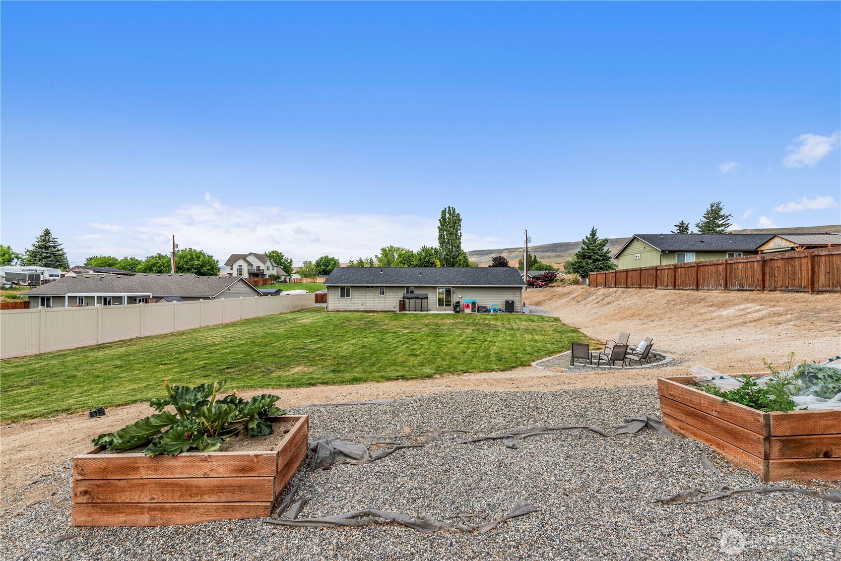 3260 First Street SE