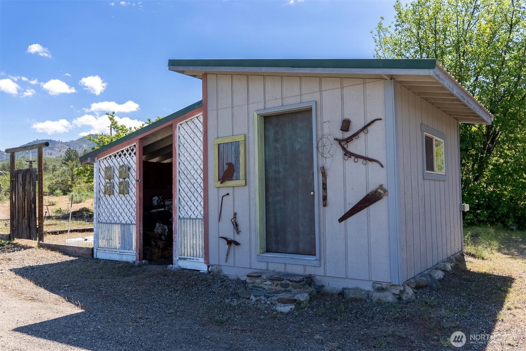 102 A Vintin Road