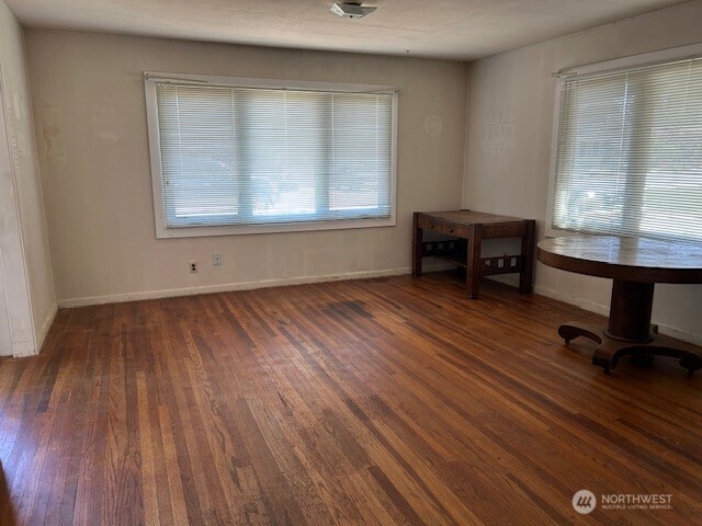 1106 Okanogan Avenue
