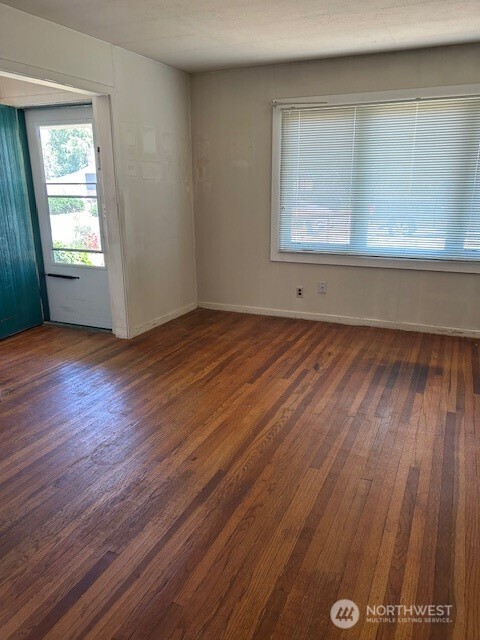 1106 Okanogan Avenue