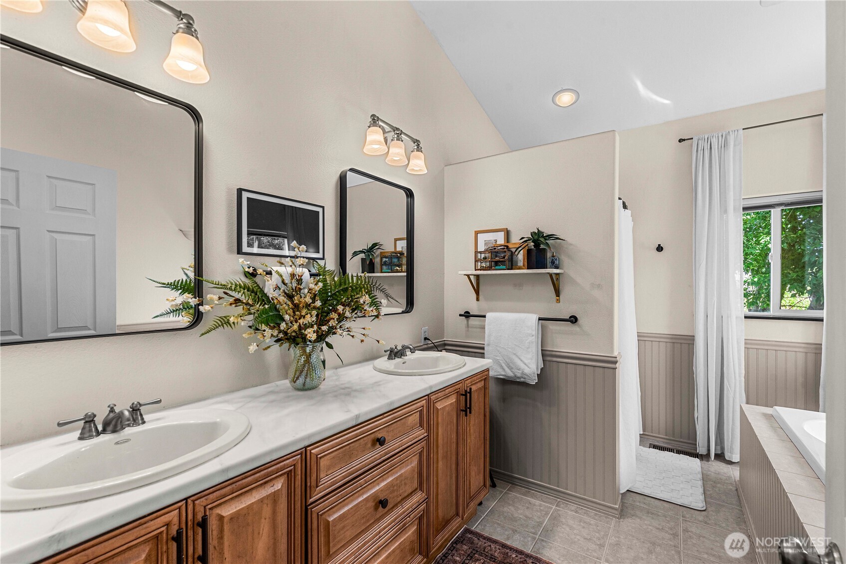 1324 Fairhaven Avenue