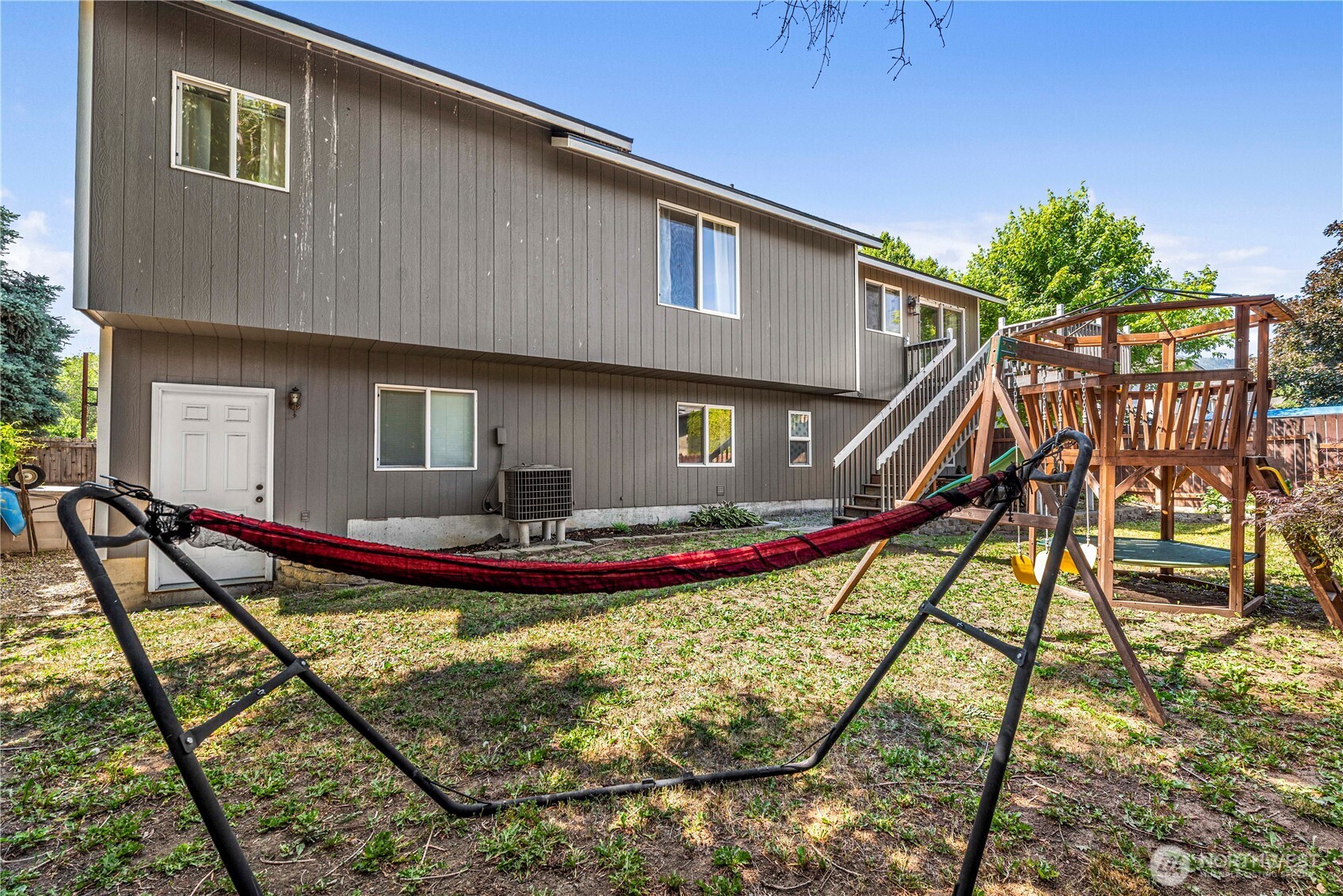 1324 Fairhaven Avenue