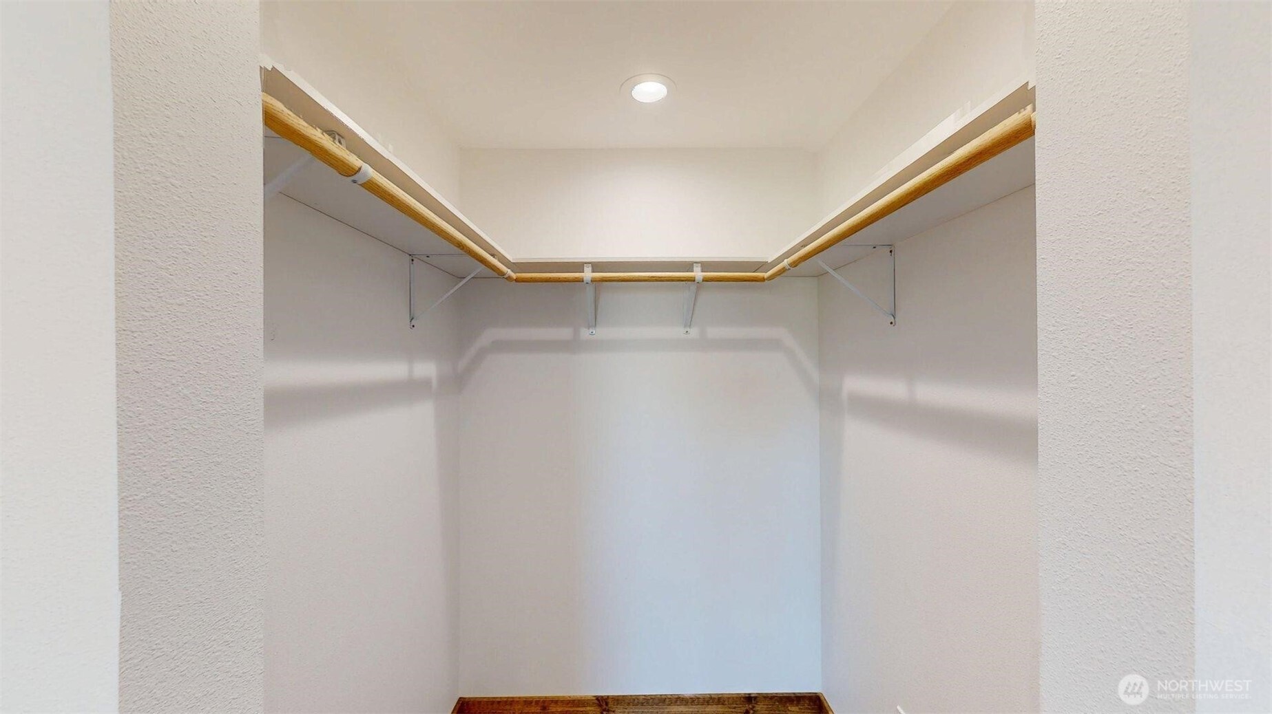 40 Utke Lane