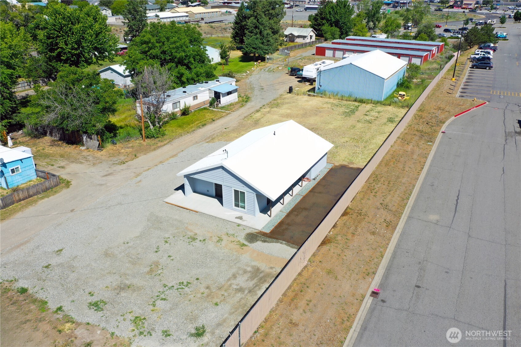 40 Utke Lane