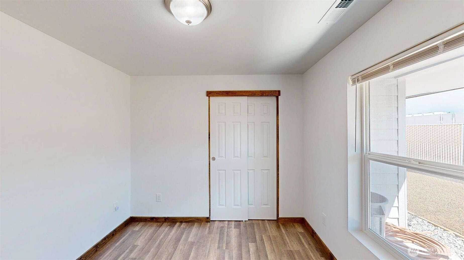 40 Utke Lane