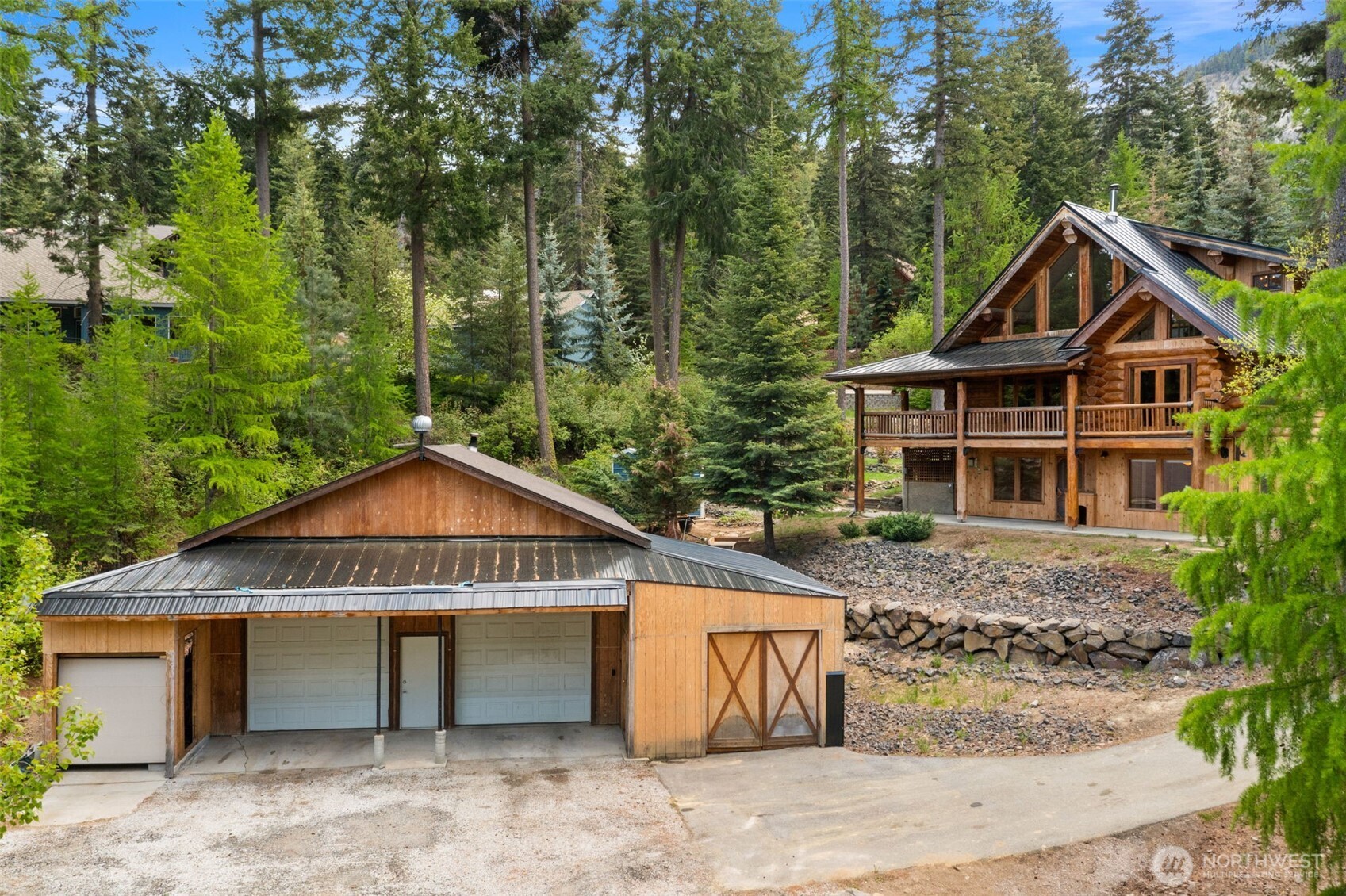 3105 Tamarack Place