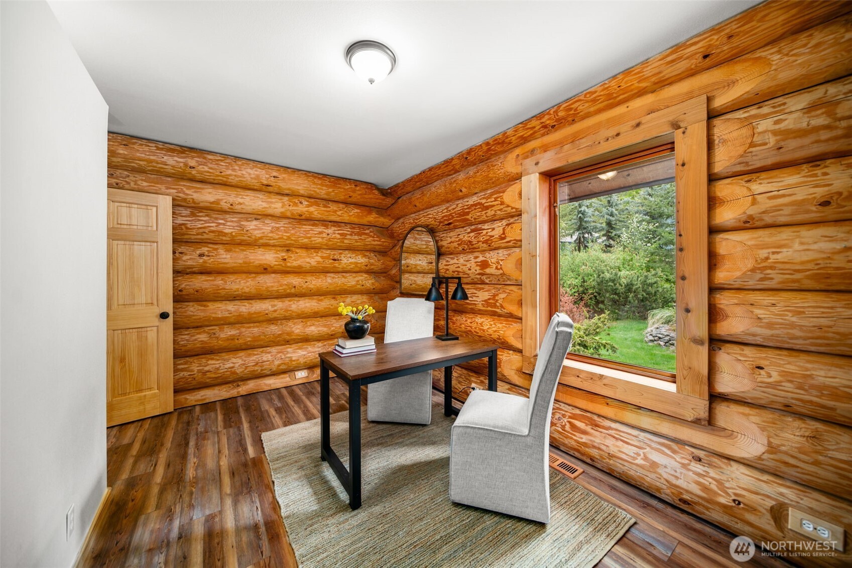 3105 Tamarack Place