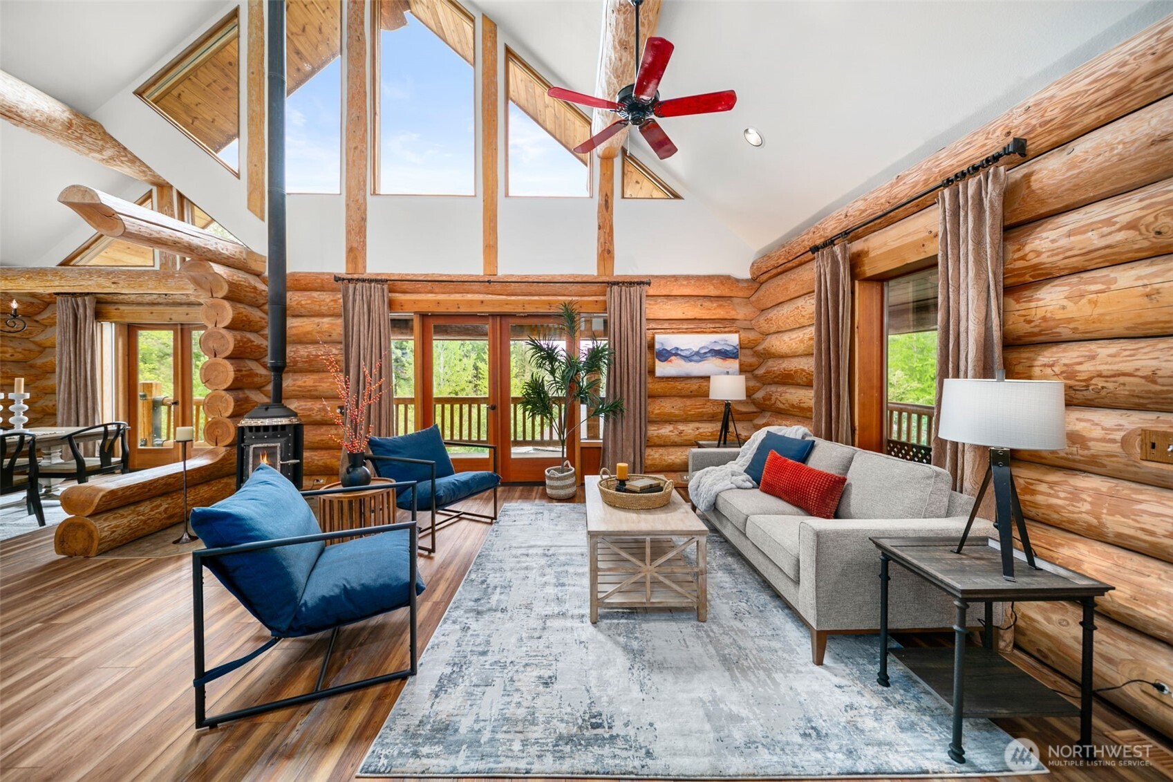 3105 Tamarack Place