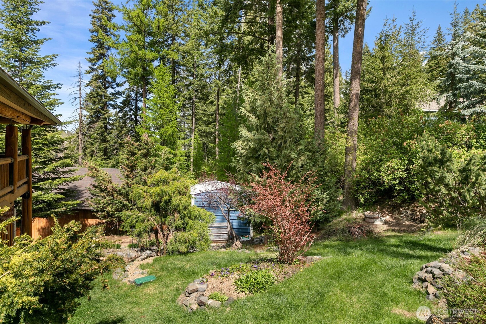 3105 Tamarack Place