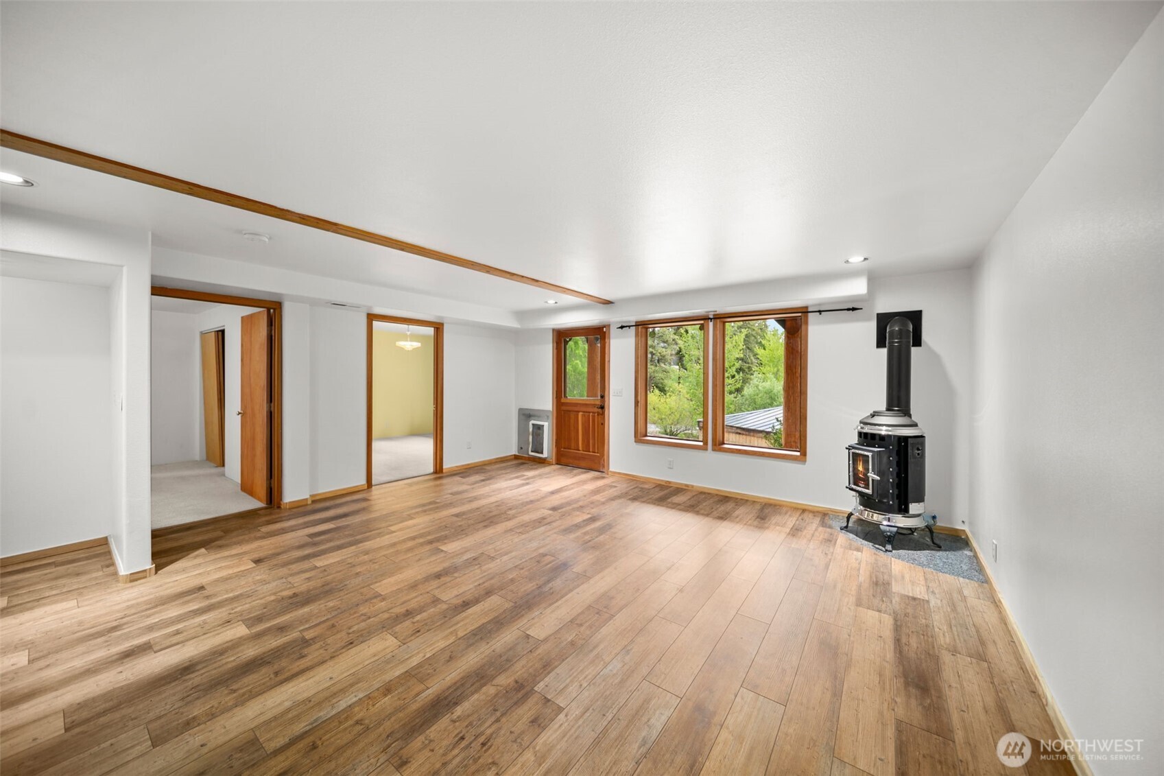 3105 Tamarack Place