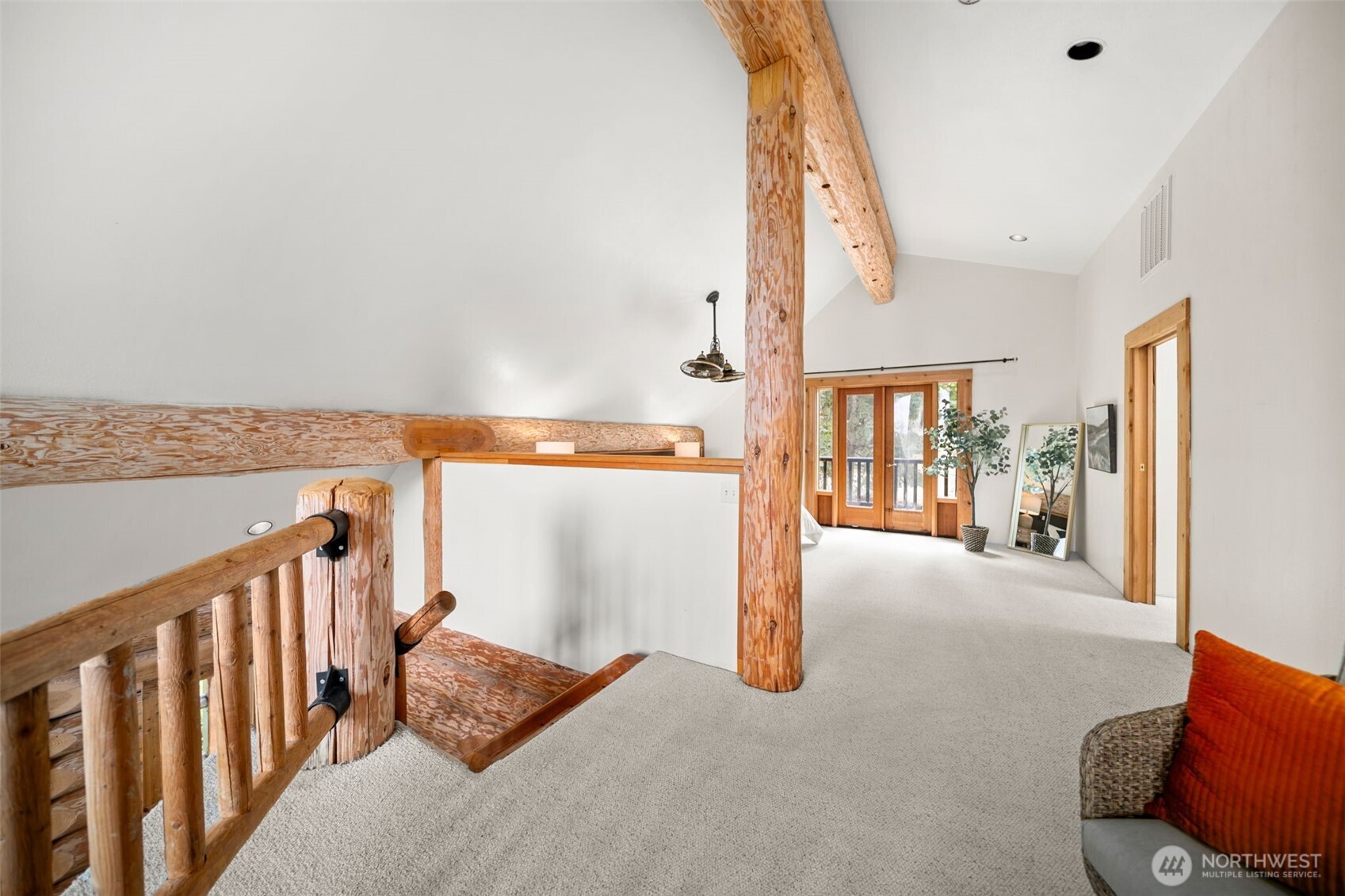 3105 Tamarack Place