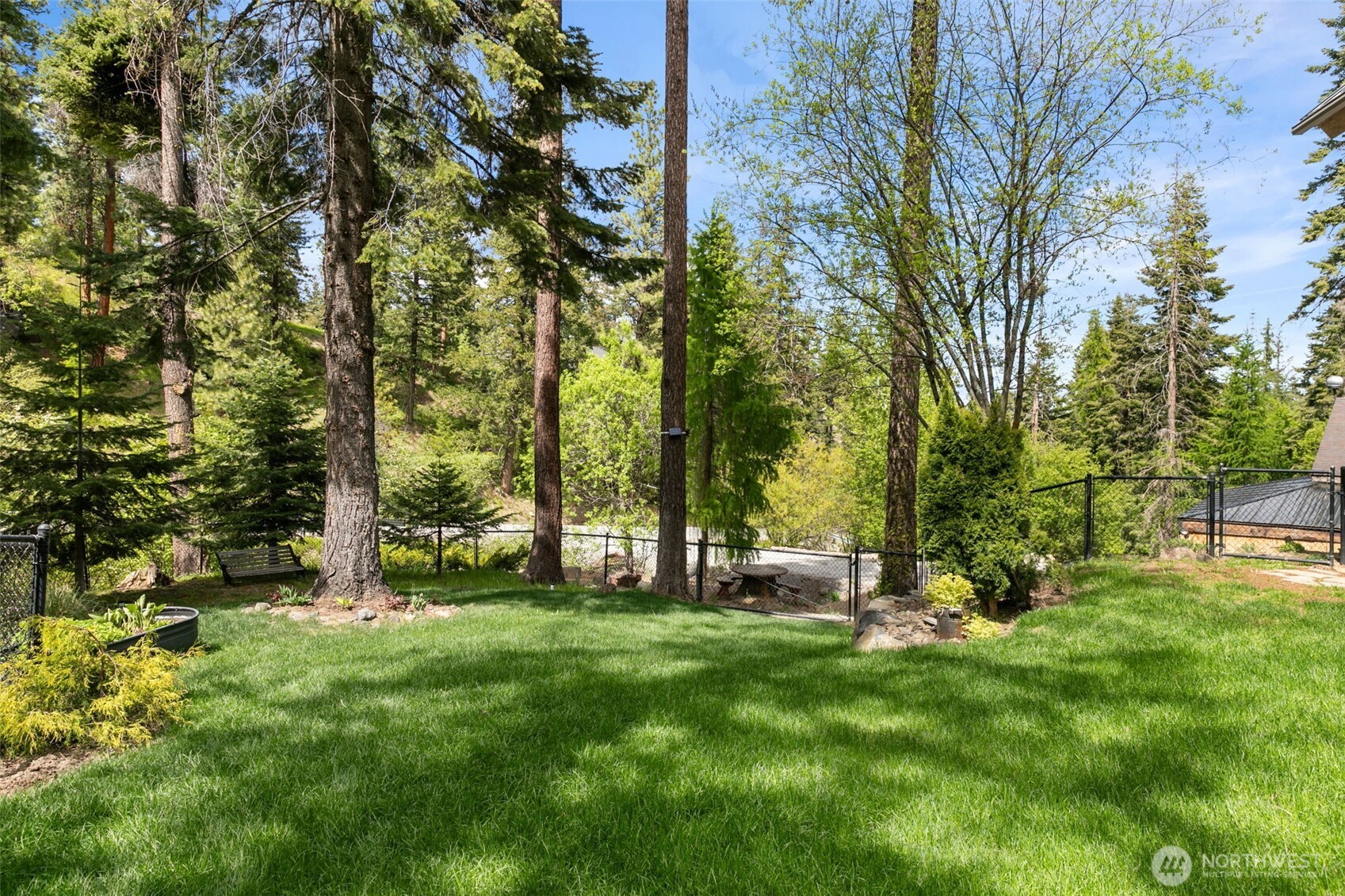 3105 Tamarack Place