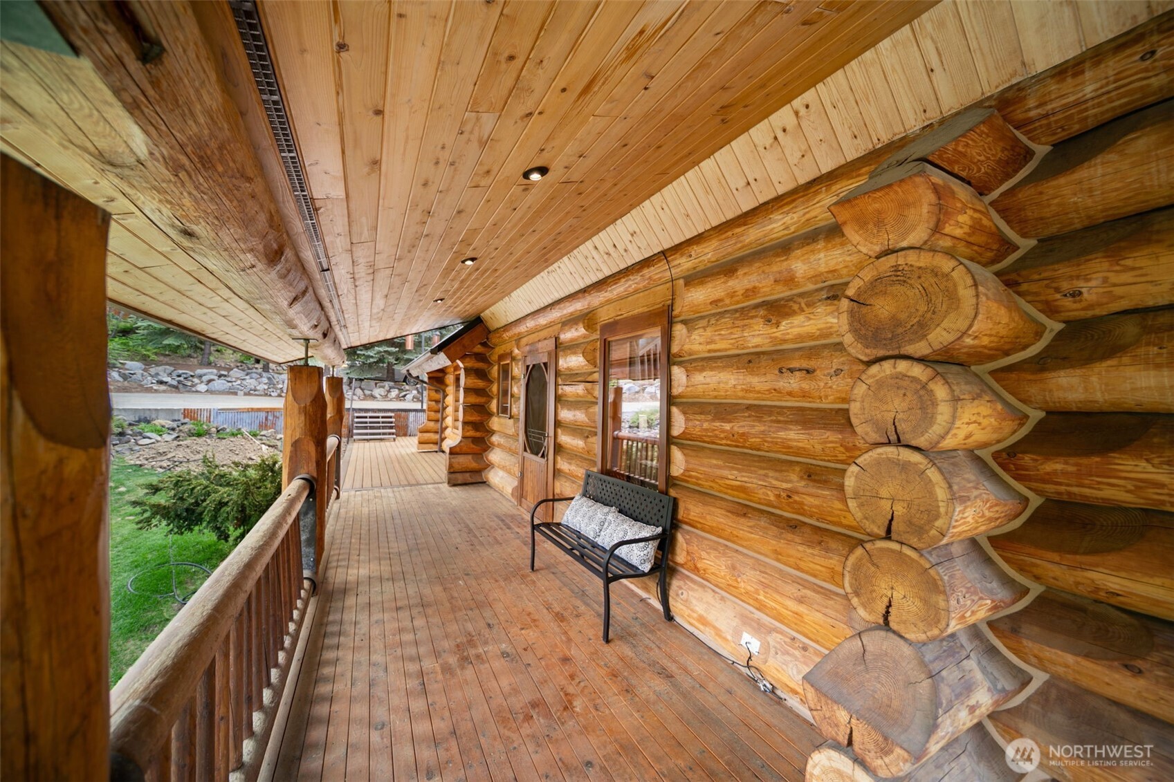 3105 Tamarack Place