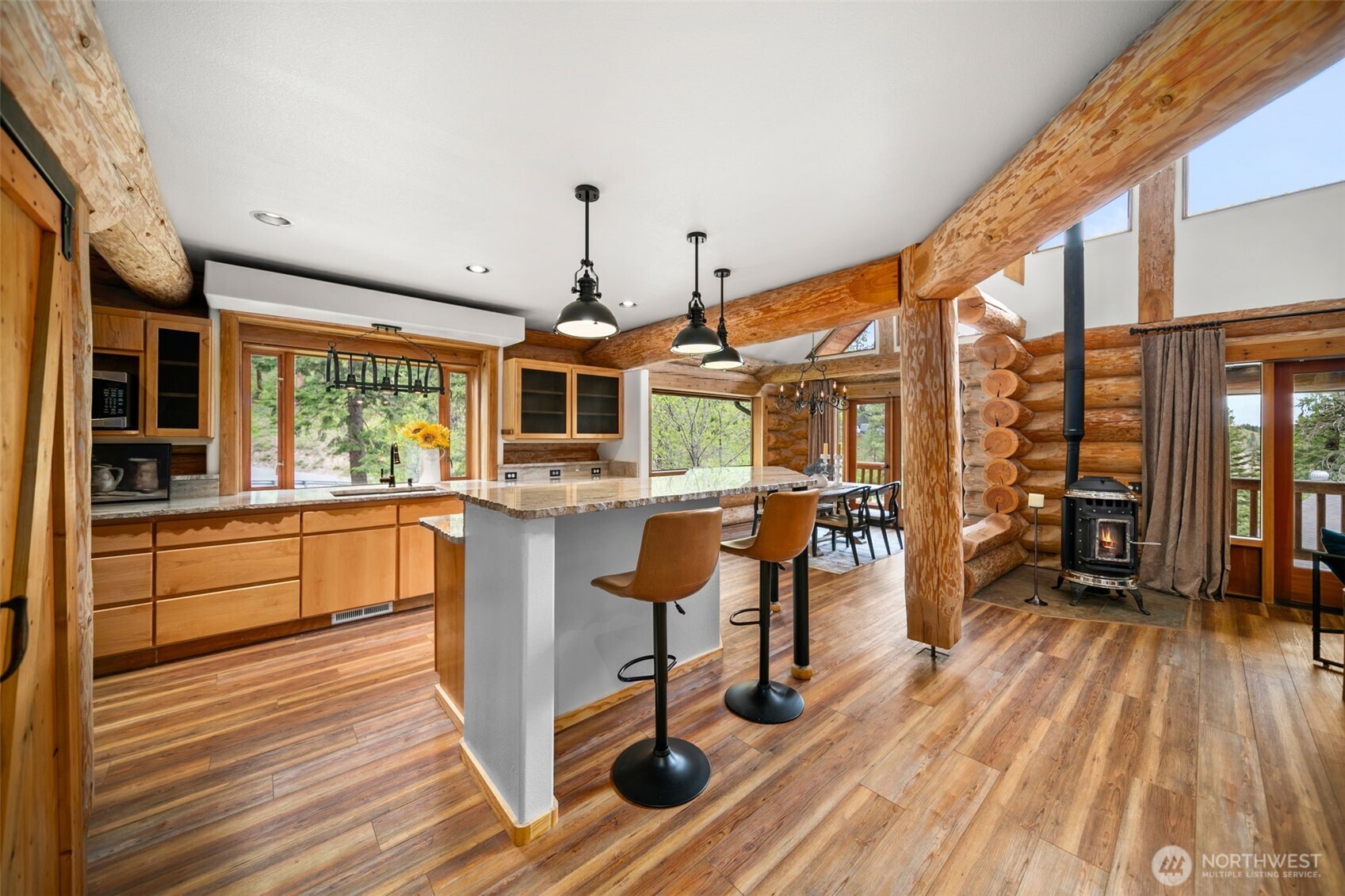 3105 Tamarack Place