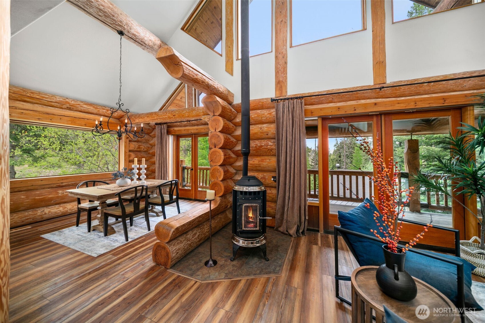 3105 Tamarack Place