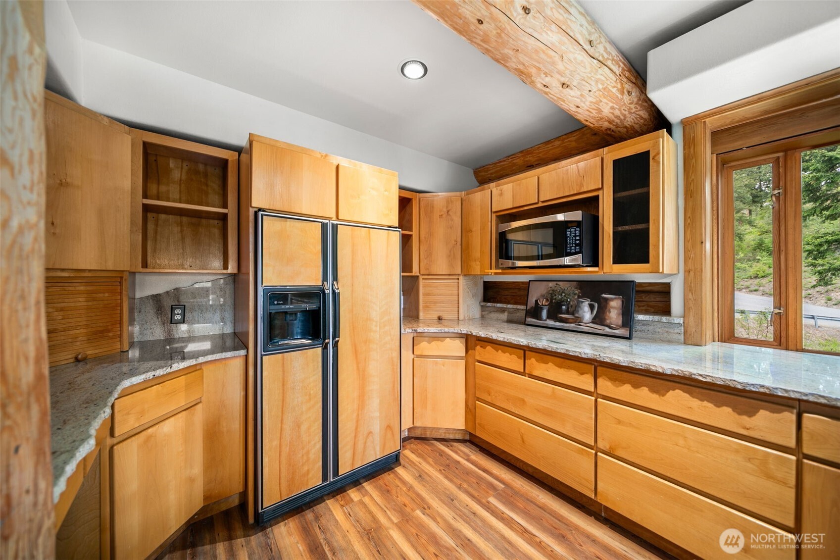 3105 Tamarack Place