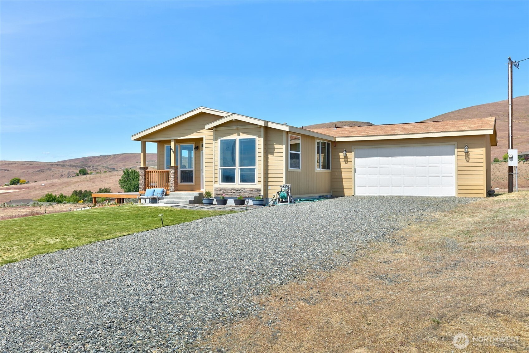 411 Terrett Way