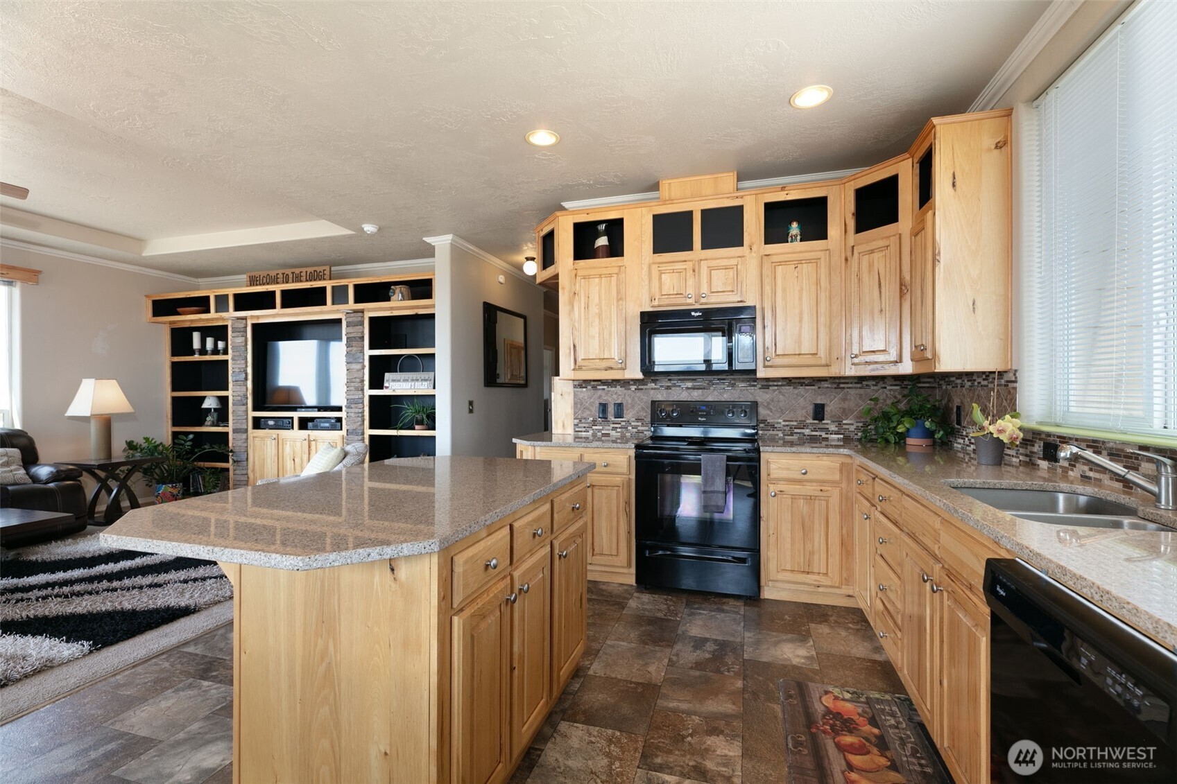 411 Terrett Way