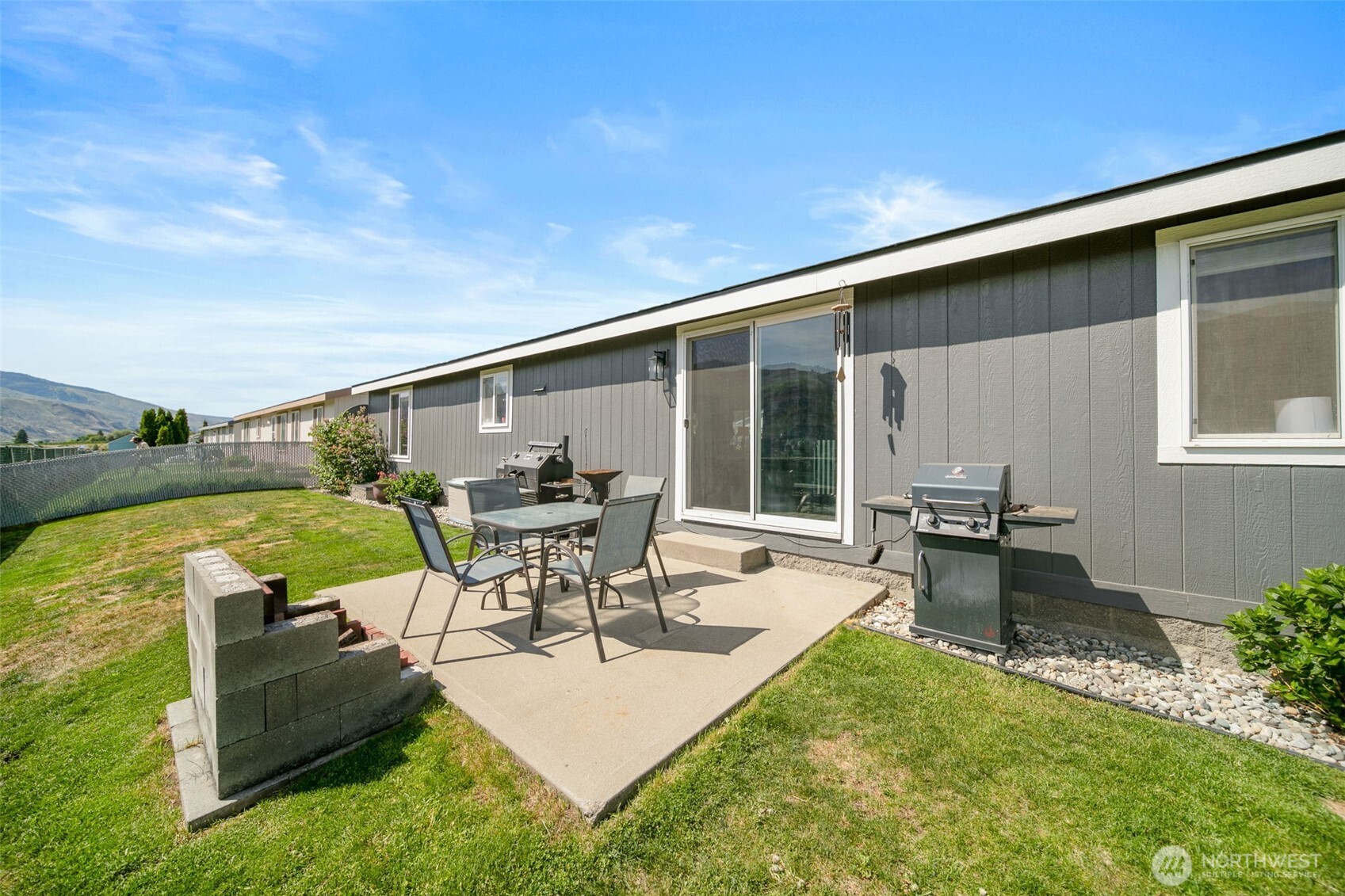 14617 Diamond Avenue