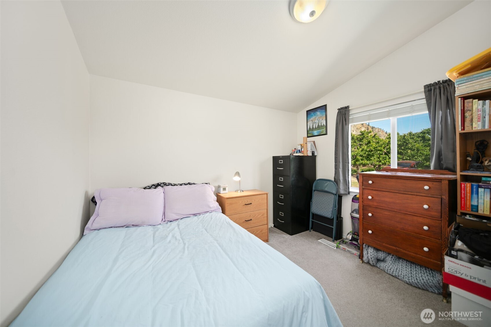 14617 Diamond Avenue