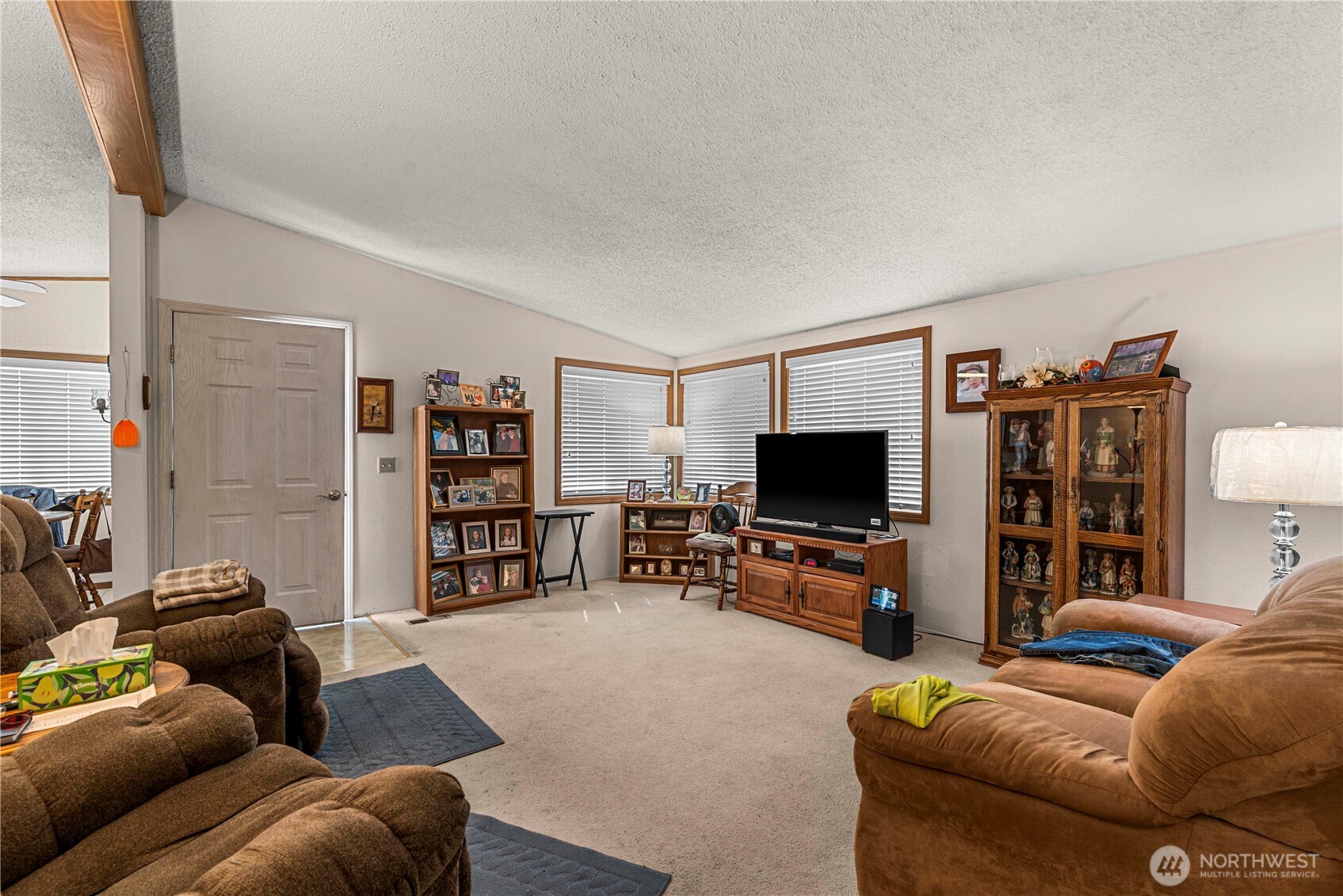 322 N Kentucky Unit: A&B