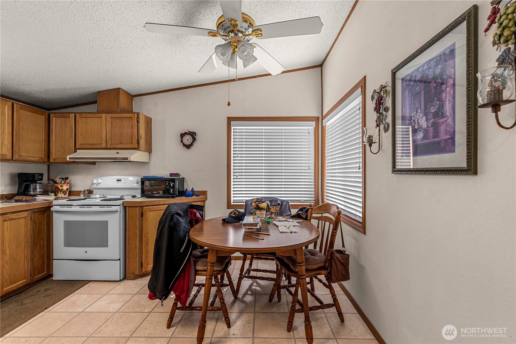 322 N Kentucky Unit: A&B