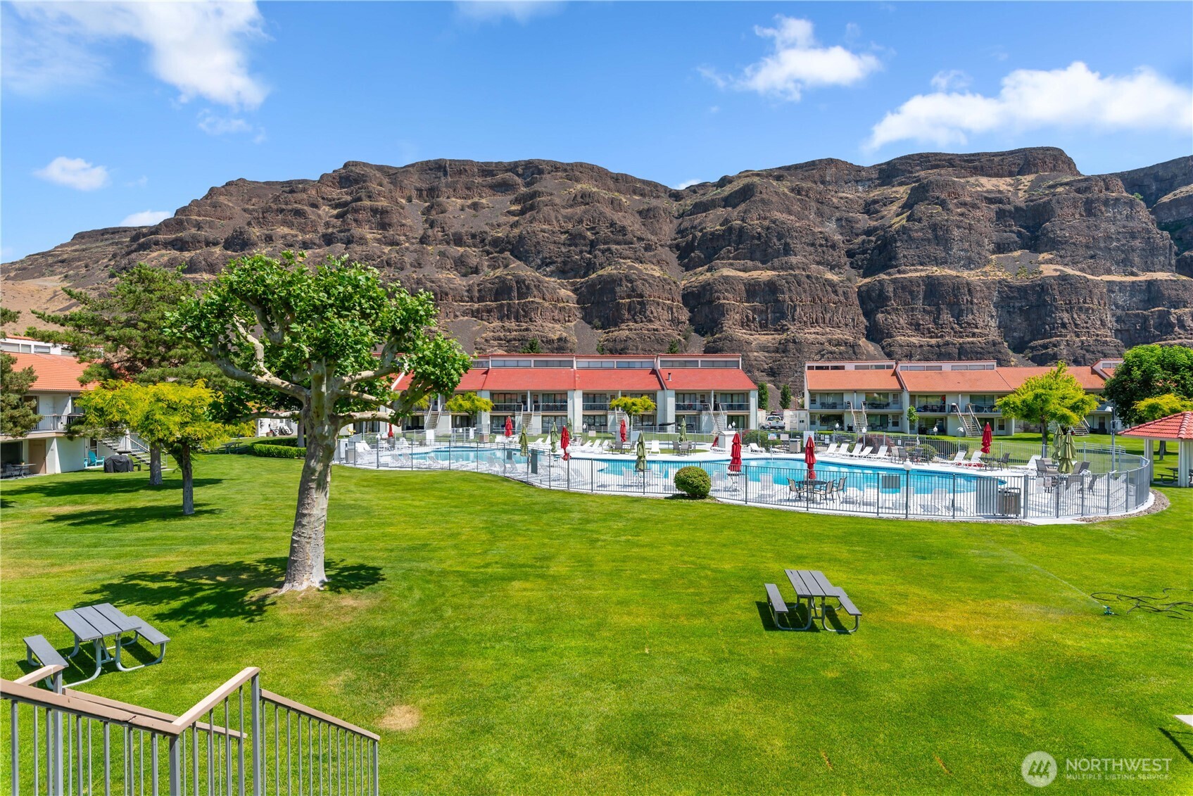 8903 Crescent Bar Road Unit: 158