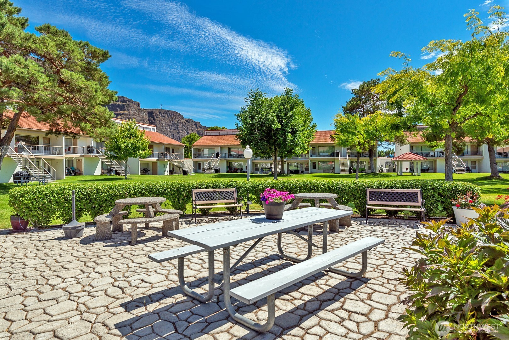 8903 Crescent Bar Road Unit: 158