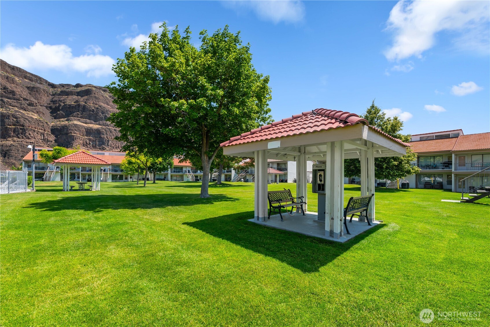 8903 Crescent Bar Road Unit: 158