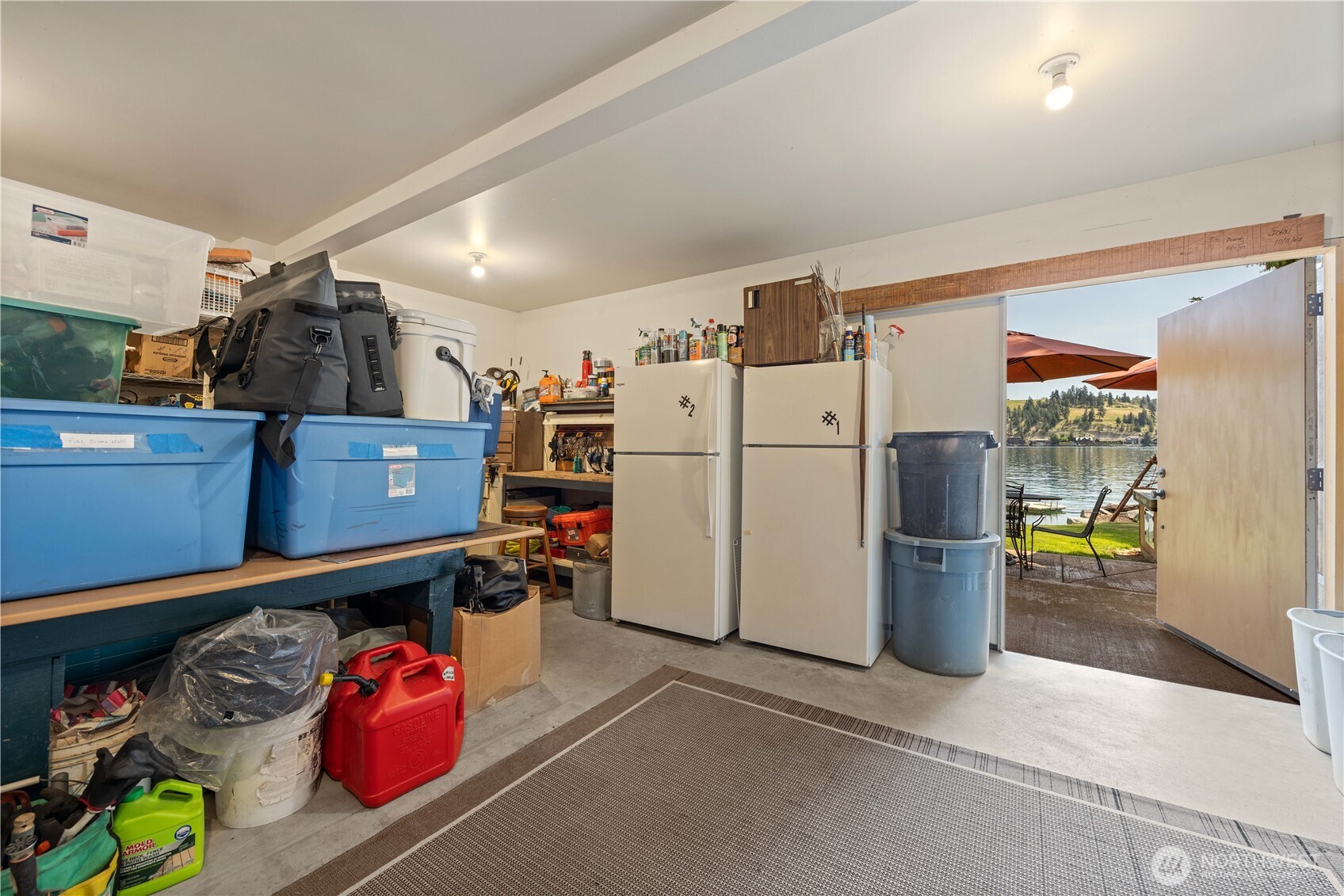 11532 South Lakeshore Rd.